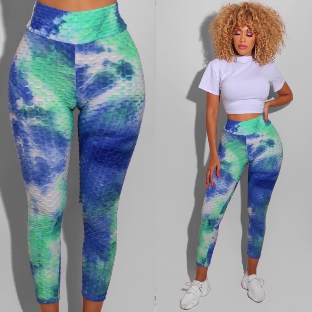 . Diva Boutique Blue Multicolor Tie Dye High Waist Scrunch Butt Leggings